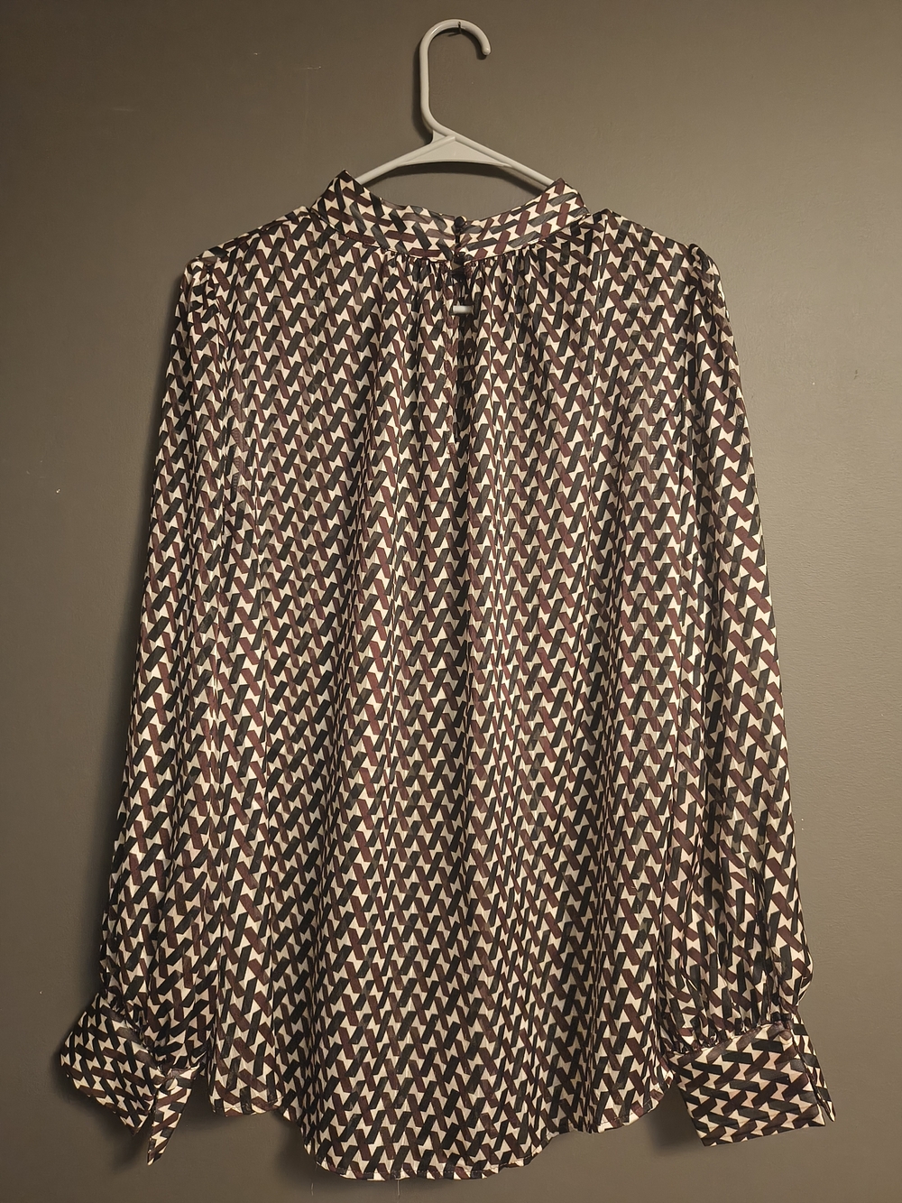 H&M Women's XL Geometric Print Long-Sleeve Shirt Business Casual - Picture 2 of 4